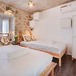 Holiday home Leni House