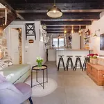 Holiday home Leni House *