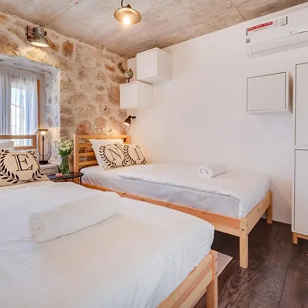 Semesterbostad Luxury Leni