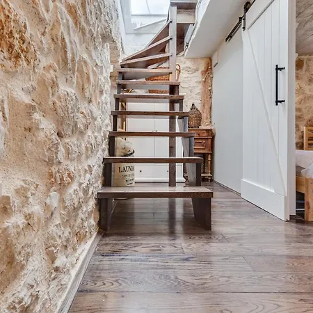 Luxury Leni Semesterbostad *