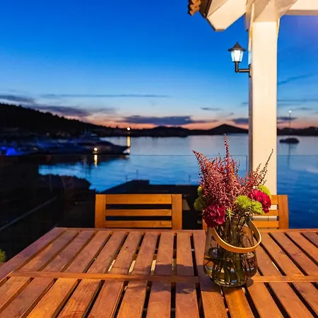 Luxury Leni Сasa de vacaciones Murter