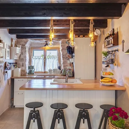Luxury Leni Holiday home *